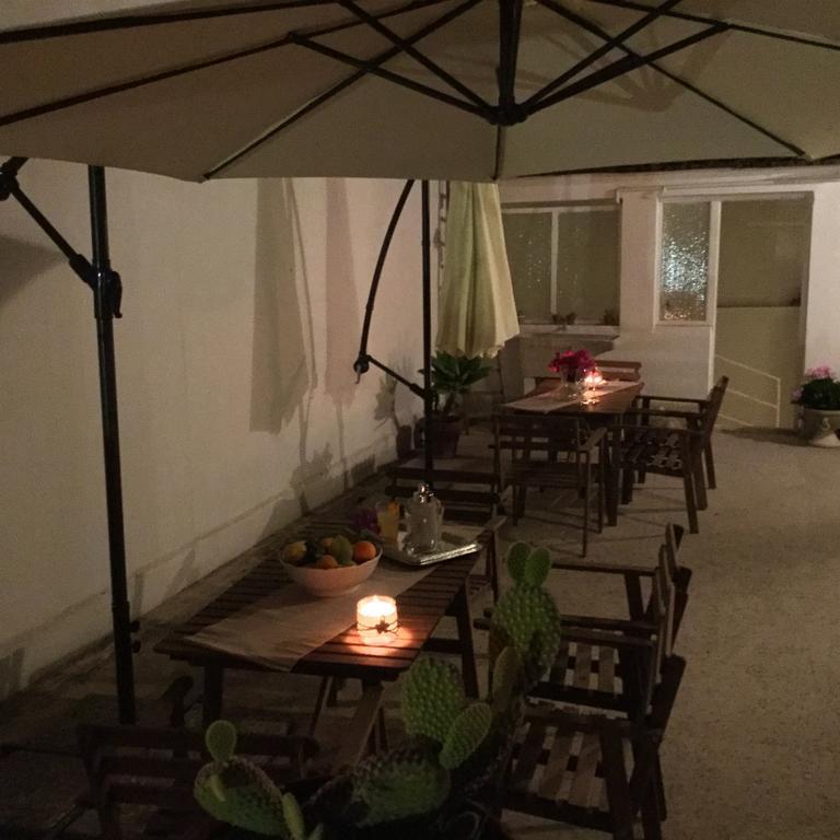 Case Vacanze Le Rose Villa Noto Exterior photo
